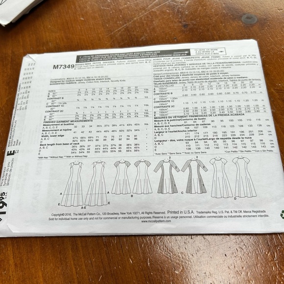 McCalls M7349- raglan sleeve flare dresses- 6 to 14 uncut - Picture 4 of 9